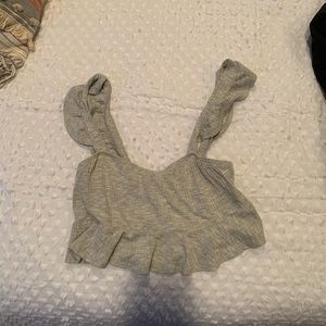 NWT cropped UO ruffle top